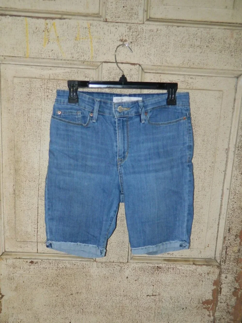 Signature Levi Strauss Mid Rise Bermuda Denim Shorts Sz 8 (Y-24)